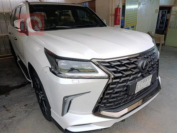 Lexus for sale in Iraq